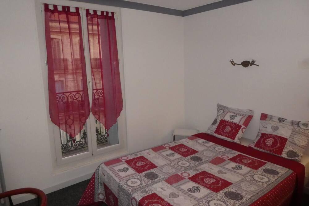 Etanit ! Etape Calme Et Parking Velo, Bicycle - Connection Tous A 1Mn Bus,Train Et Aeroport - Plein Centre De Beziers Pour Visiter,Manger - Chambres Climatisees, Spacieuses Amenagees Pour Singles, Couple, Et Ou Familles - Consigne Et Petit Dej En Plu Exterior photo