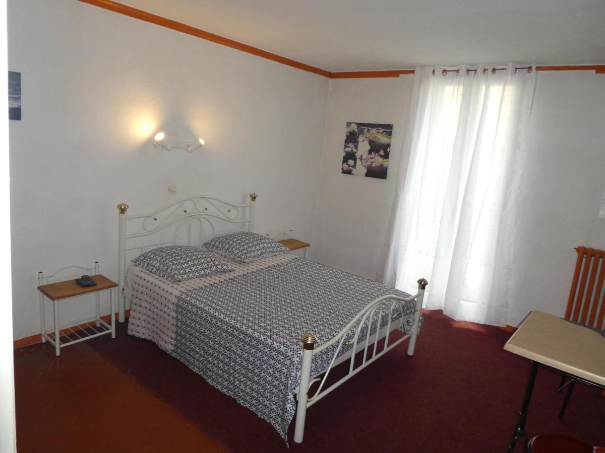 Etanit ! Etape Calme Et Parking Velo, Bicycle - Connection Tous A 1Mn Bus,Train Et Aeroport - Plein Centre De Beziers Pour Visiter,Manger - Chambres Climatisees, Spacieuses Amenagees Pour Singles, Couple, Et Ou Familles - Consigne Et Petit Dej En Plu Exterior photo